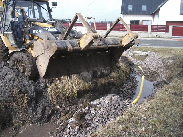 foto 007.jpg - prava prostranstv Na Kamenn Hrzi - dren